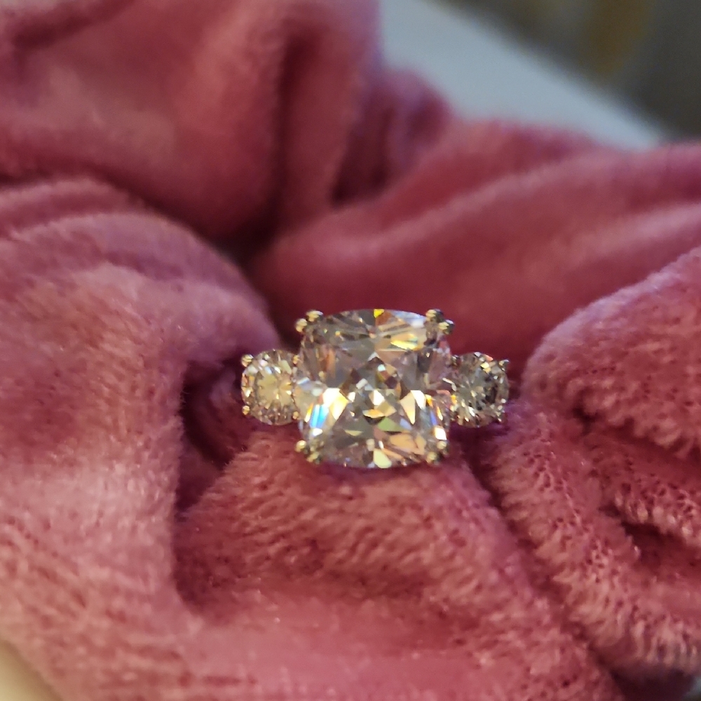 Elegant 925 Sterling Silver Trinity CZ Women's Ring